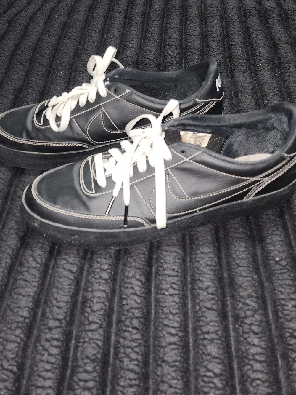Nike low top